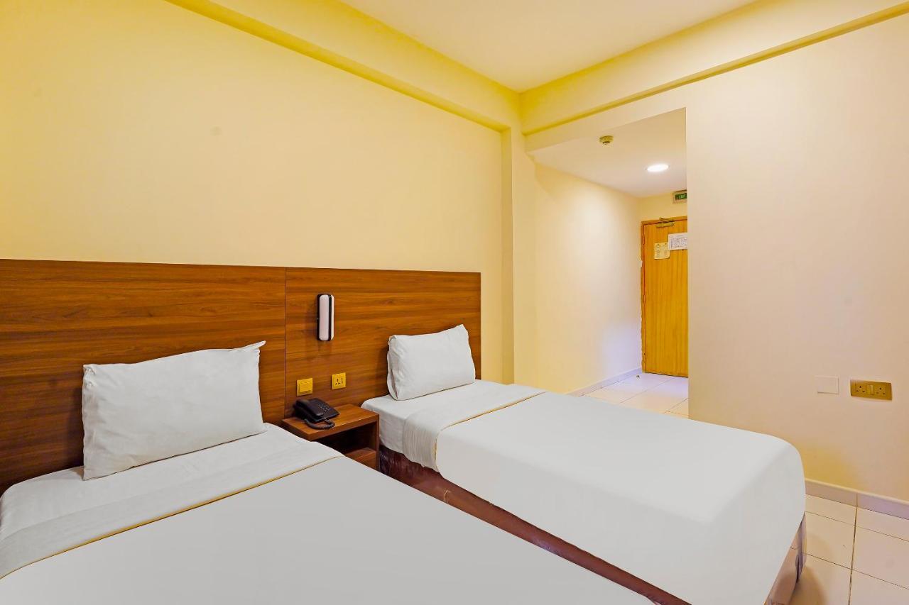 Oyo 925 Emirates Hotel Dubai Luaran gambar