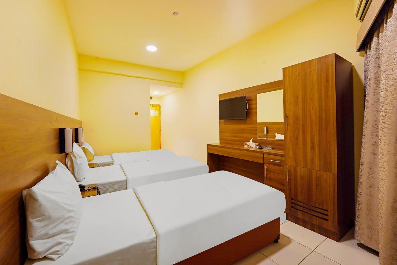 Oyo 925 Emirates Hotel Dubai Luaran gambar