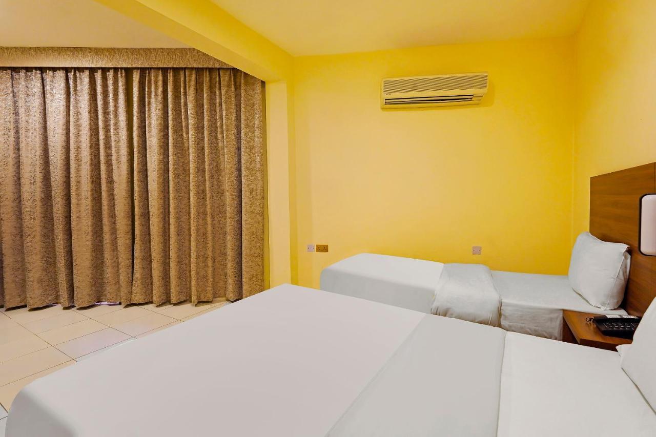 Oyo 925 Emirates Hotel Dubai Luaran gambar