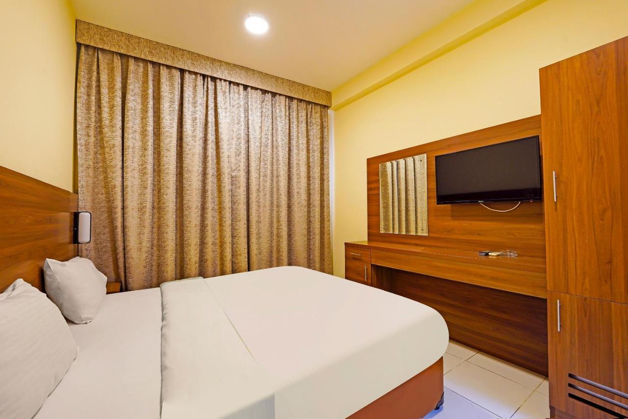 Oyo 925 Emirates Hotel Dubai Luaran gambar