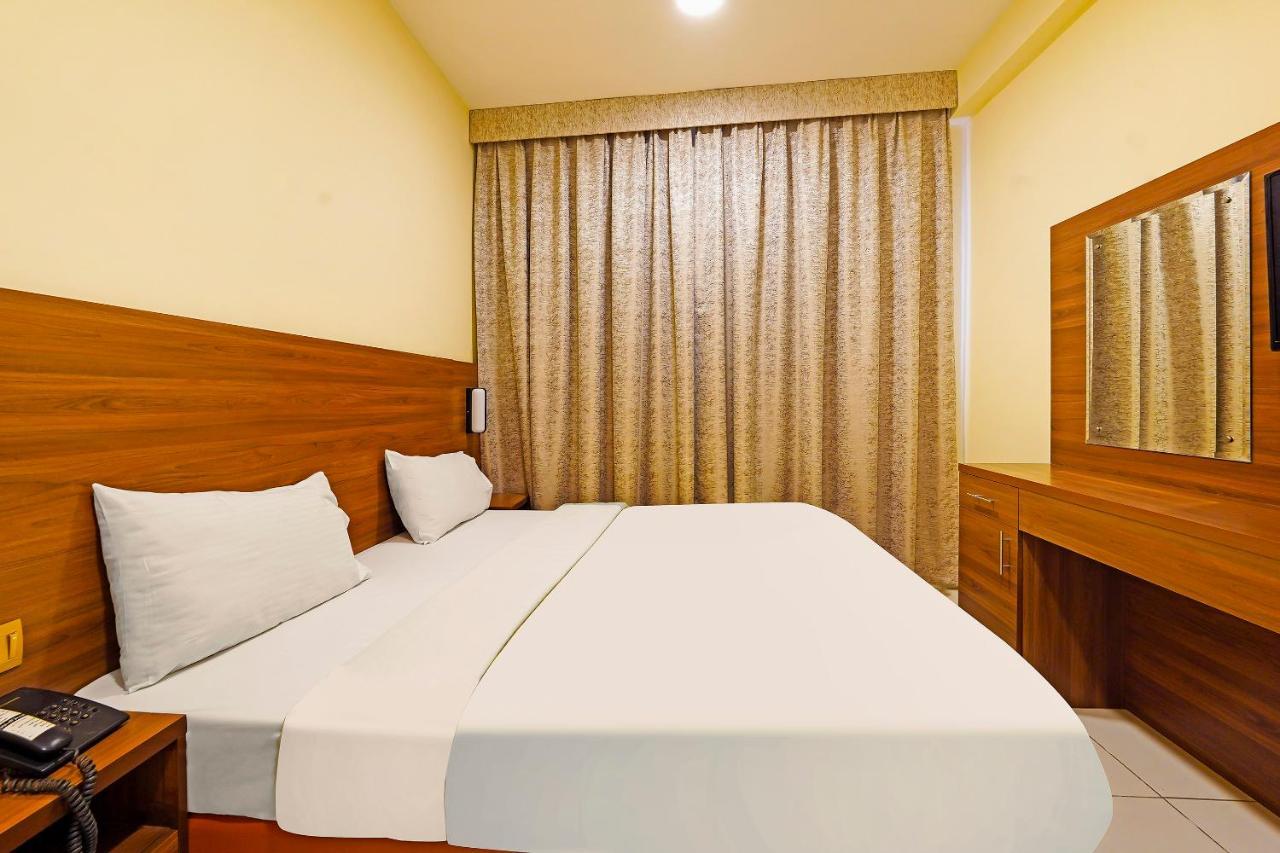 Oyo 925 Emirates Hotel Dubai Luaran gambar